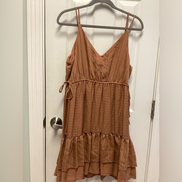 Perfectly Priscilla NWT Causing A Disturbance Rust color dress Medium women’s - Picture 2 of 8